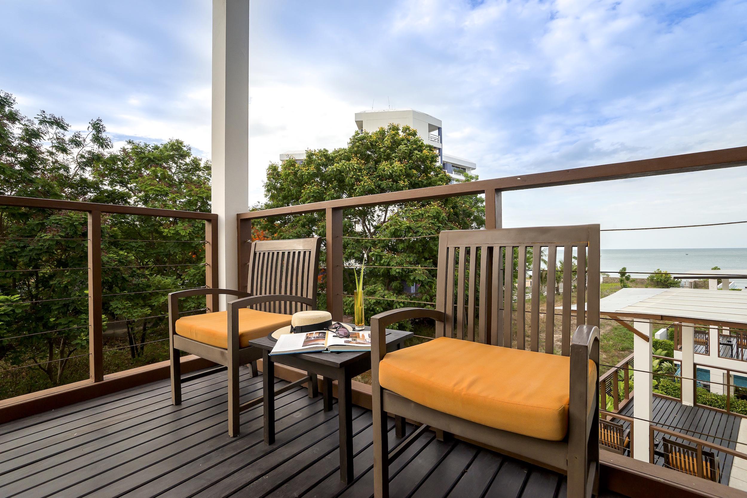 The Rock Hua Hin Beachfront Spa Resort Buitenkant foto