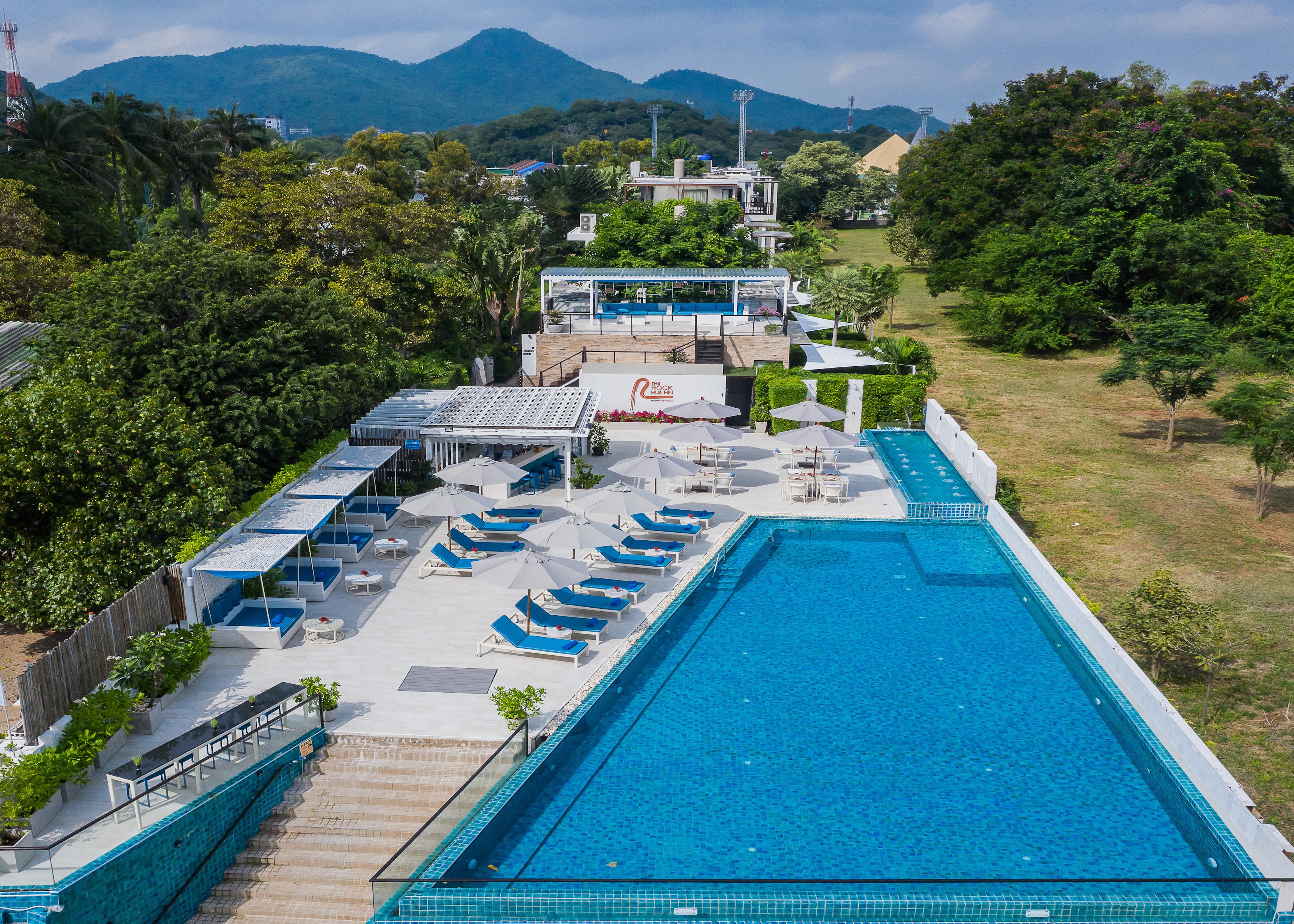 The Rock Hua Hin Beachfront Spa Resort Buitenkant foto