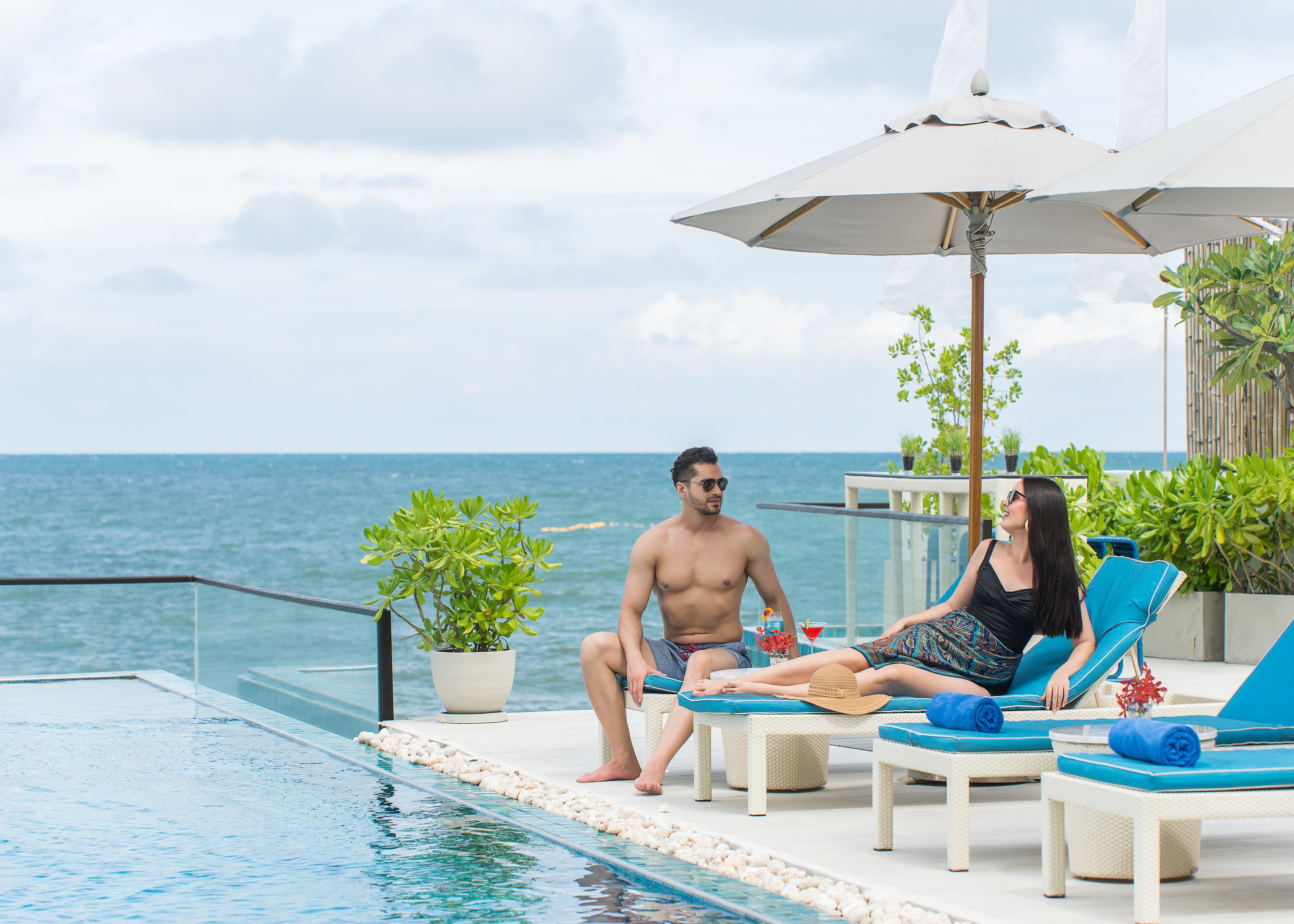 The Rock Hua Hin Beachfront Spa Resort Buitenkant foto