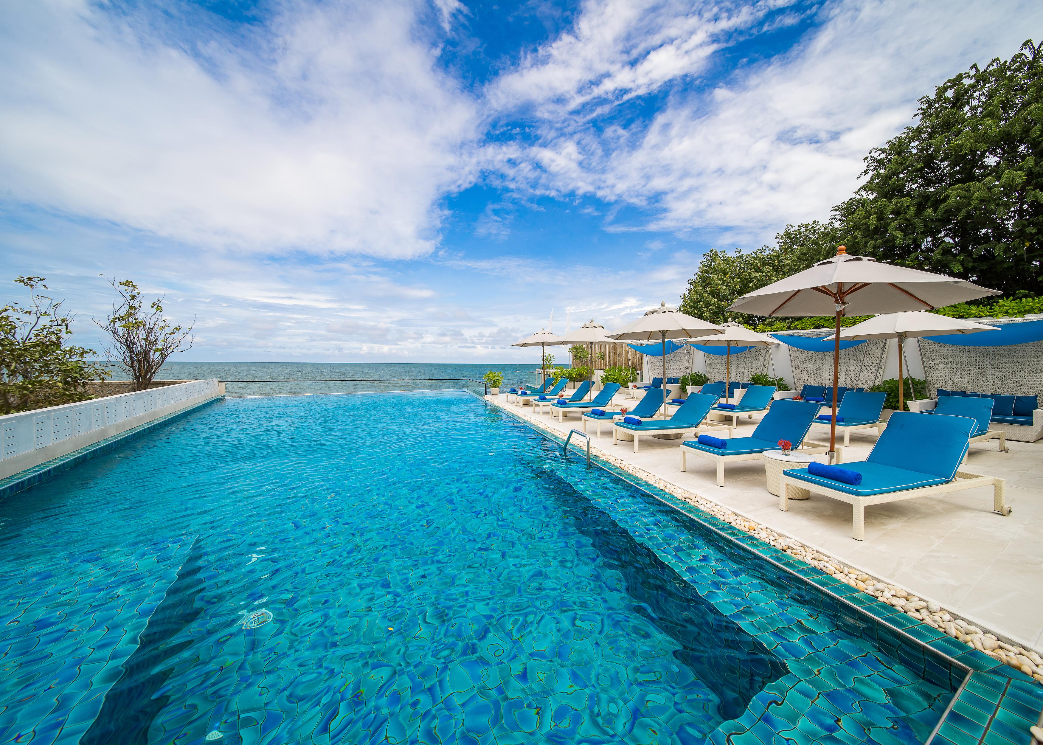 The Rock Hua Hin Beachfront Spa Resort Buitenkant foto