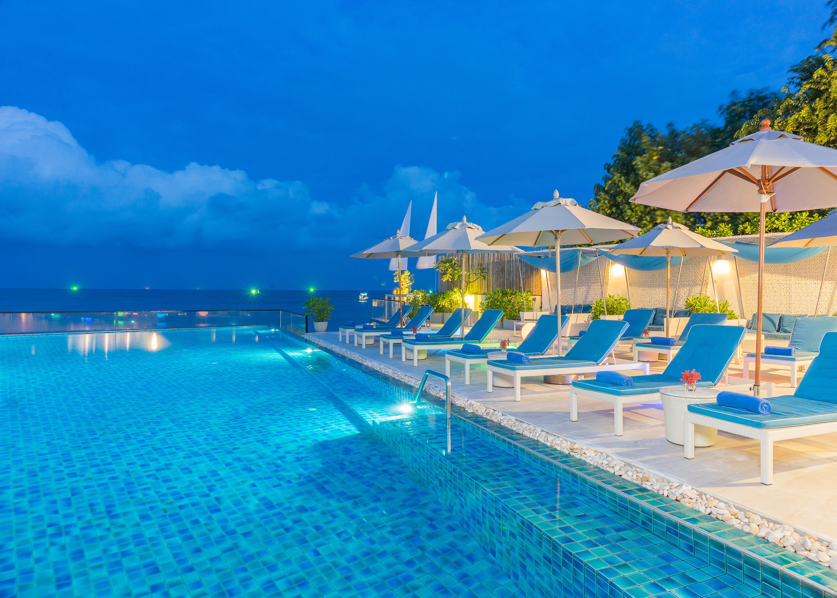 The Rock Hua Hin Beachfront Spa Resort Buitenkant foto