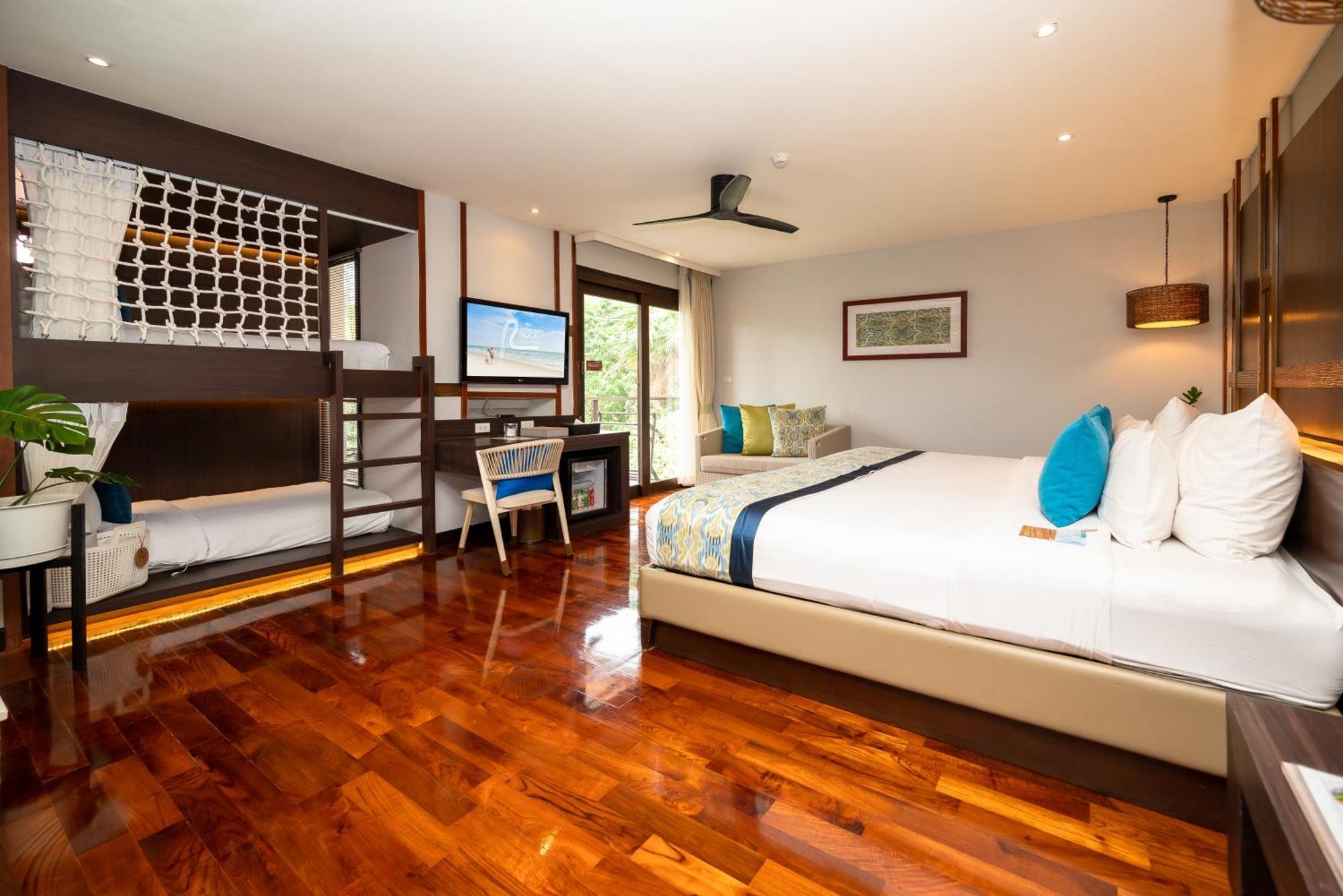 The Rock Hua Hin Beachfront Spa Resort Buitenkant foto
