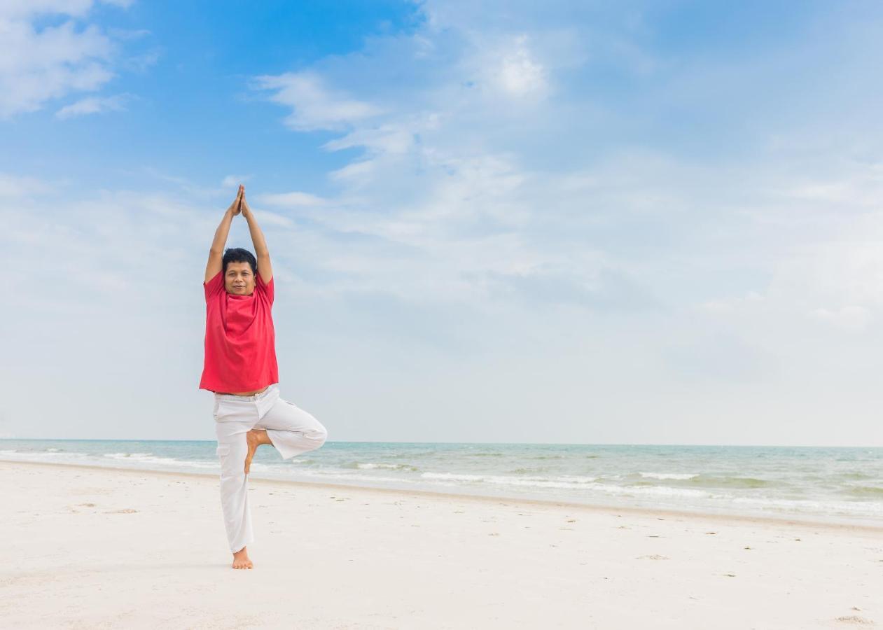 The Rock Hua Hin Beachfront Spa Resort Buitenkant foto